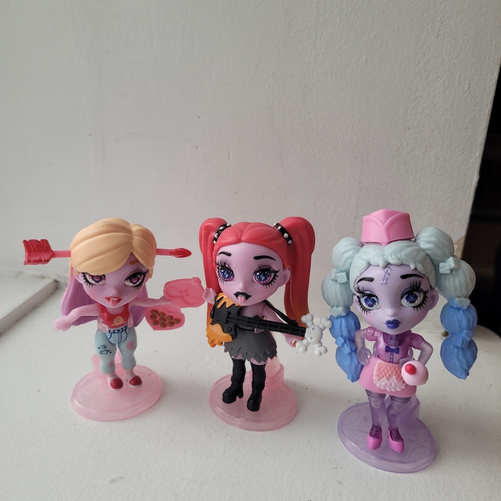 Zombaes Forever Series 1 Lot #2